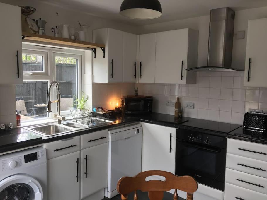 Herb Garden Bungalow Villa Nazeing Bagian luar foto